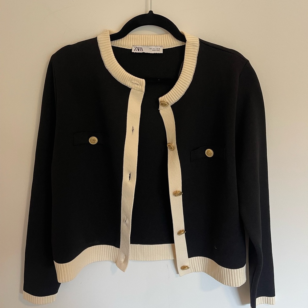 Zara Elegant Black Cardigan with Cream Accents and gold buttons